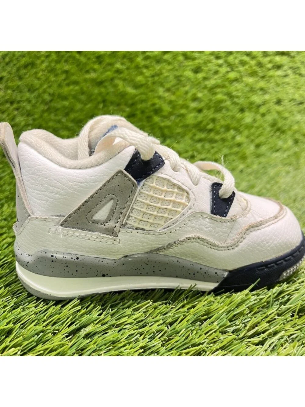 Nike Air Jordan 4 Retro Toddler Size 7C White Navy Athletic Shoes Sneakers